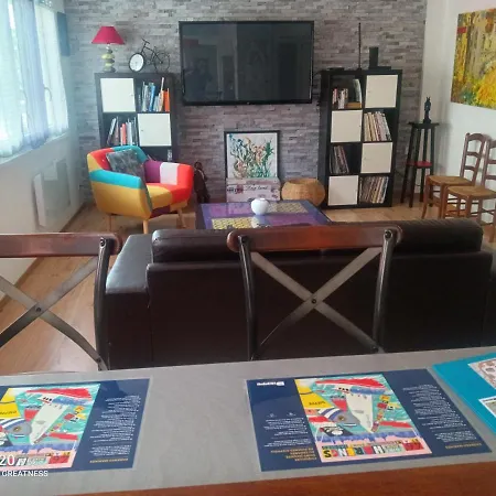 Sur Ile Du Pollet Apartment